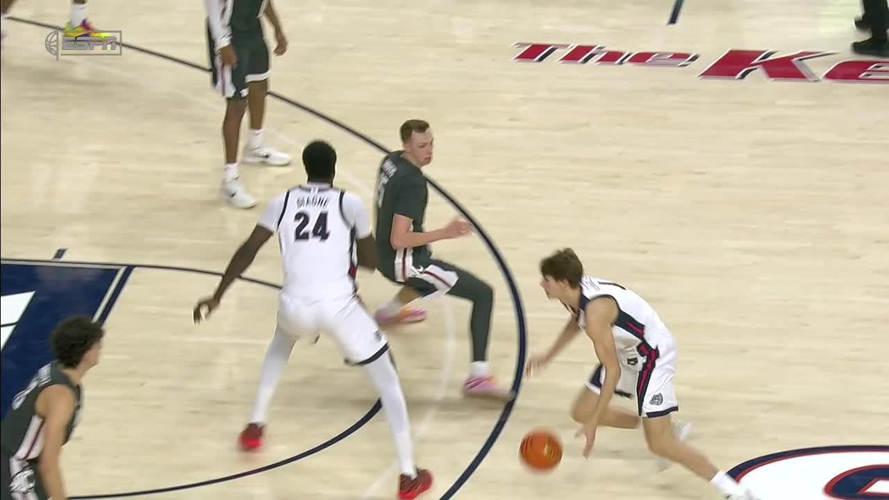 NCAA: Bulldogs vs Cougars