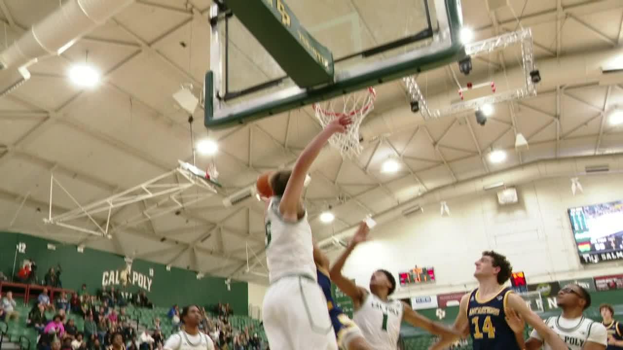 NCAA: Mustangs vs Anteaters