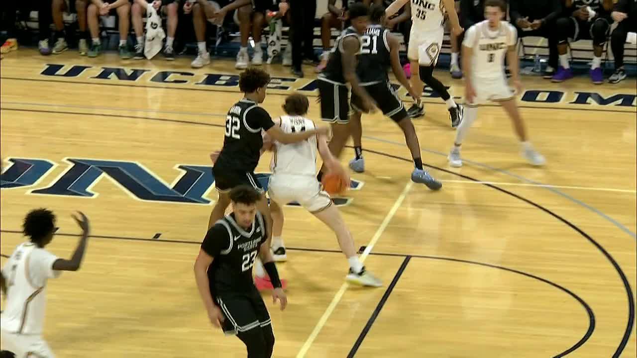 NCAA: Bears vs Vikings