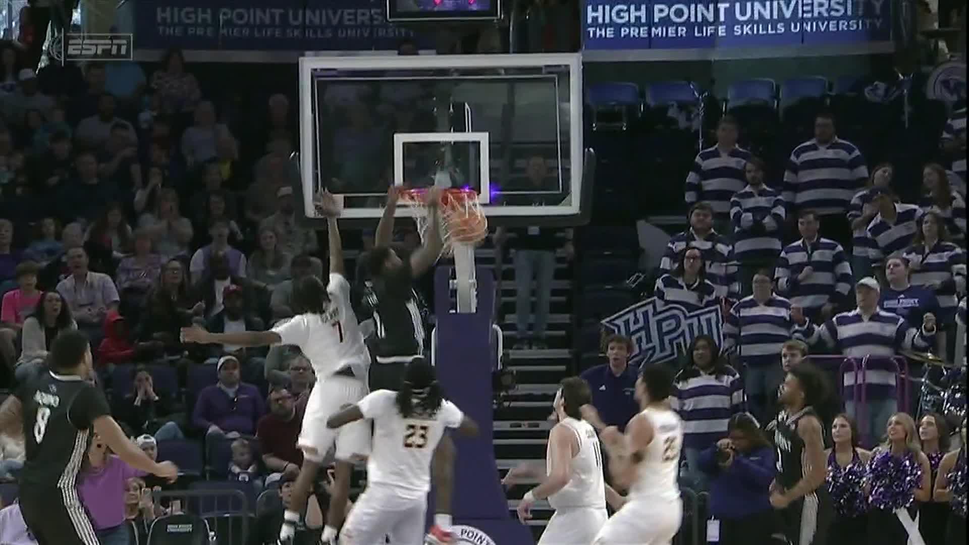 NCAA: Panthers vs Eagles