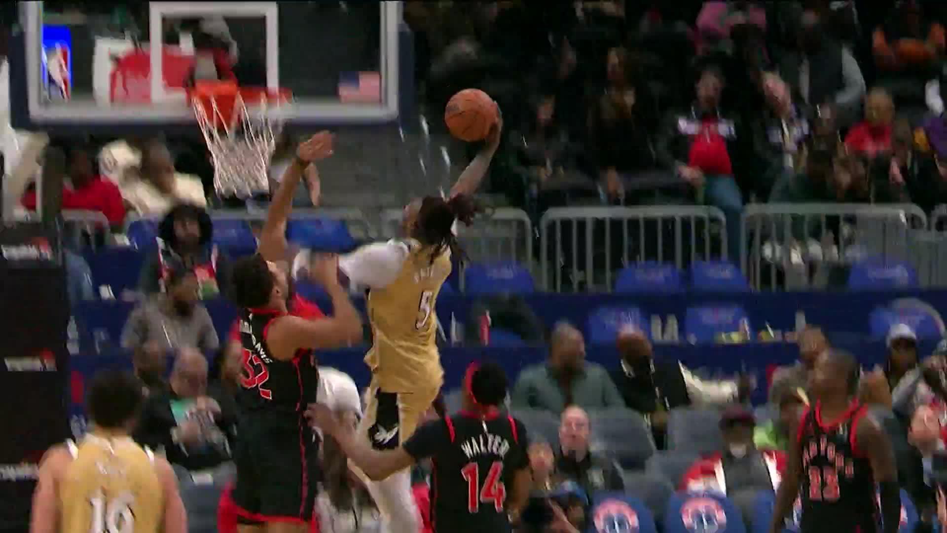 Jamir Watkins rocks the rim with dunk