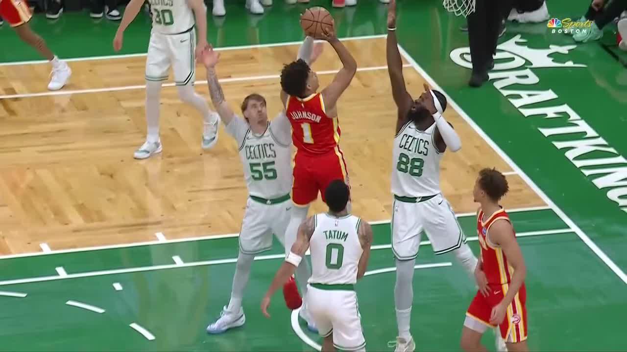 Neemias Queta elevates for the big-time swat