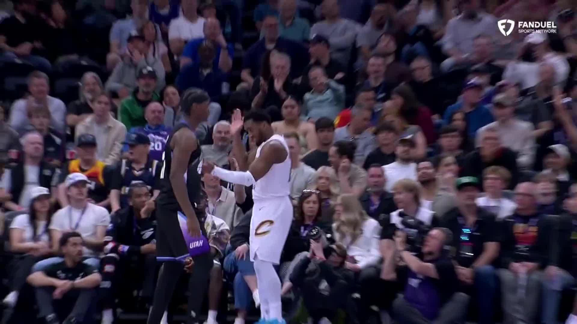 Donovan Mitchell highlights vs. Utah Jazz