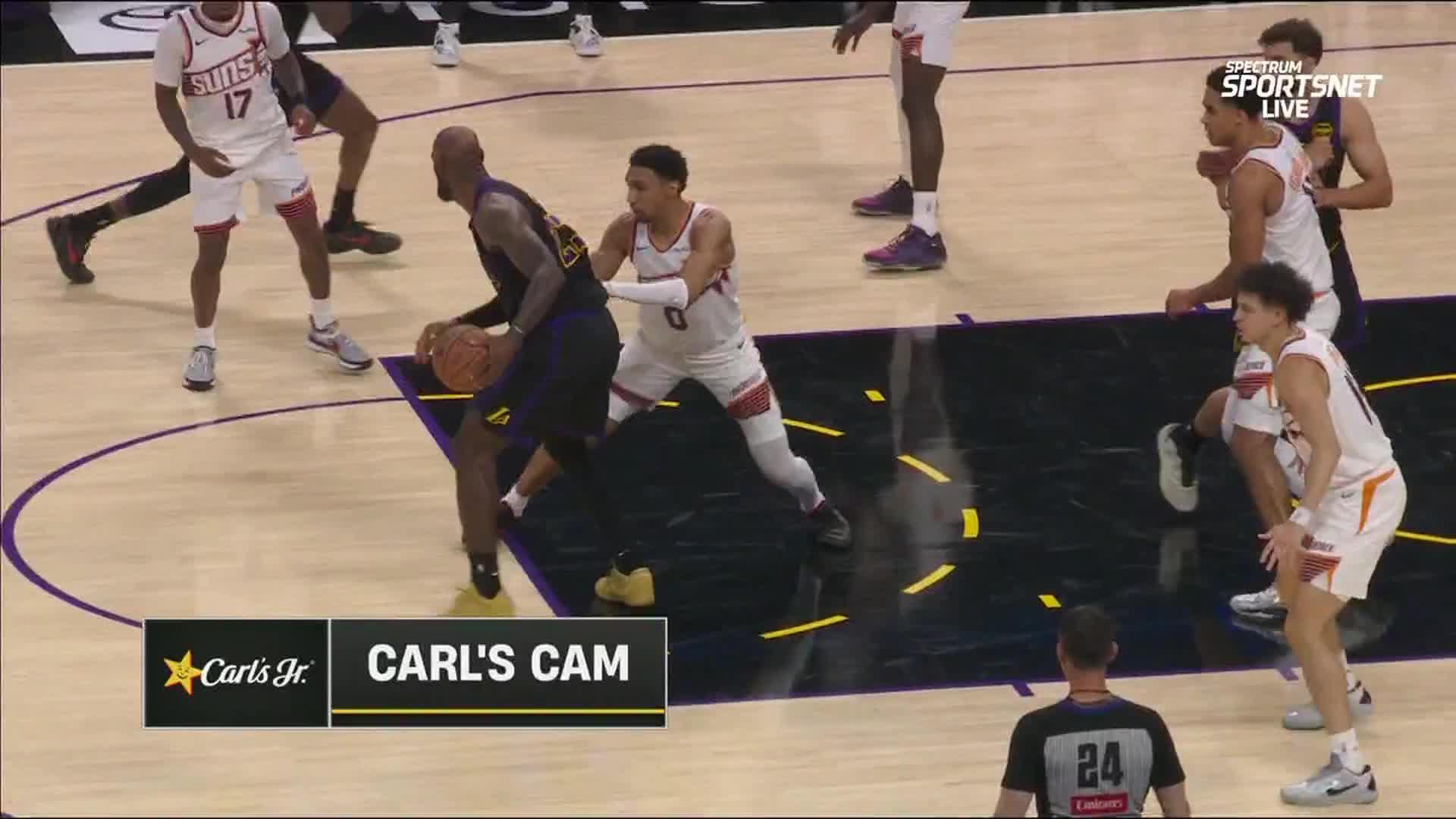 LeBron drops 28 points, dishes 12 assists in Lakers' win