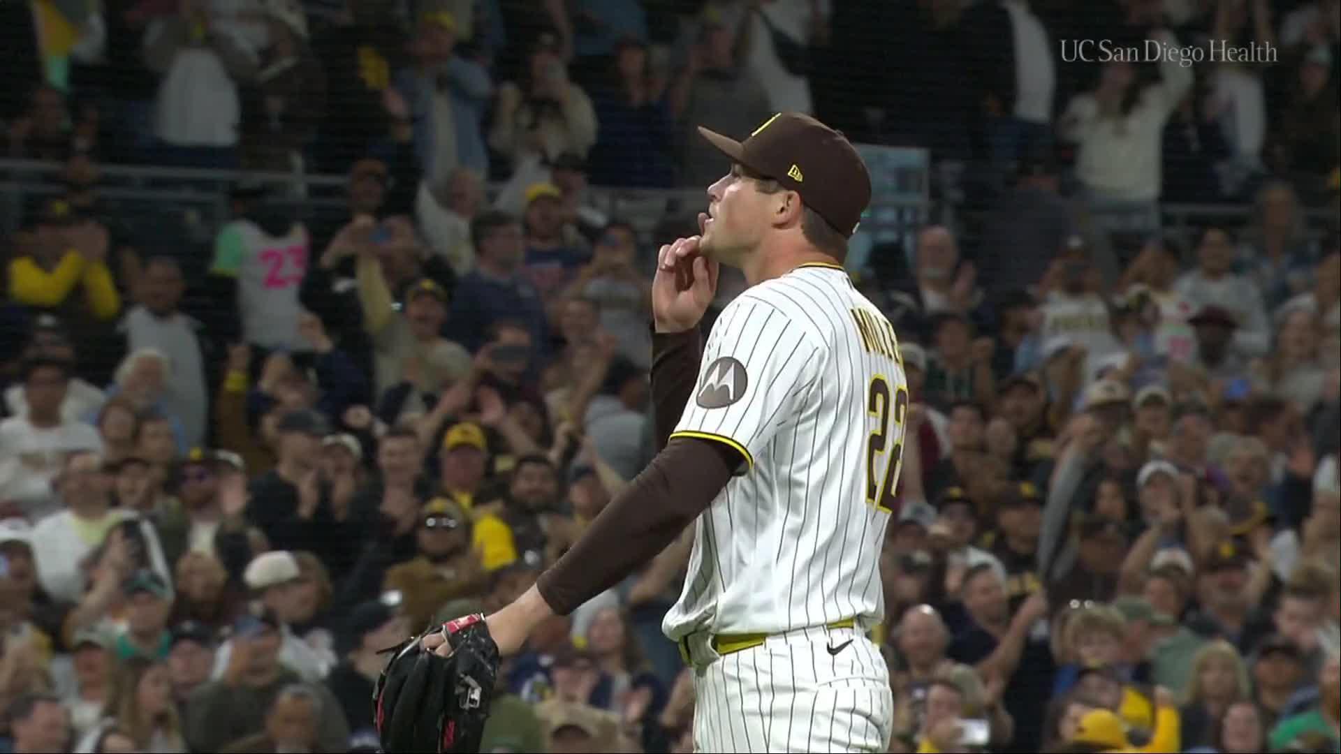 Padres beat Mariners 5-2 behind Tatis, Buehler for 8th straight win, 11th in 12 games