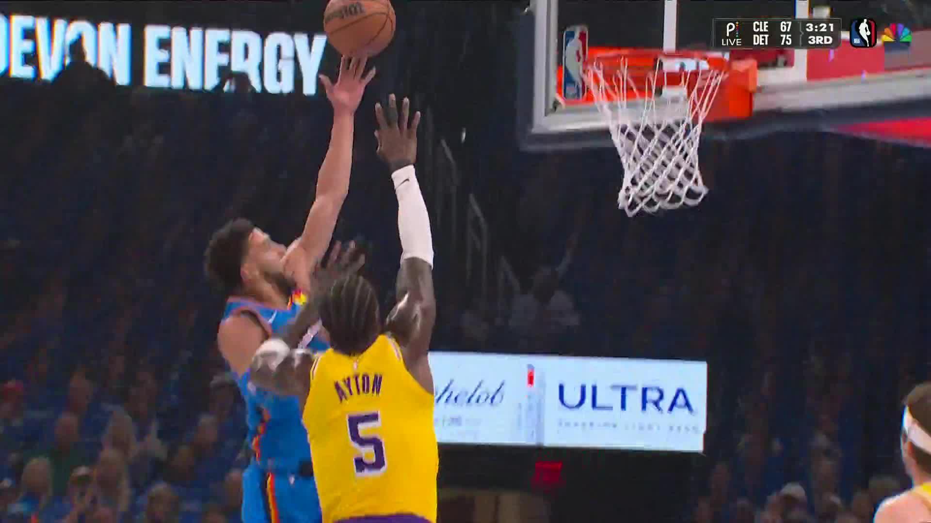 NBA: Oklahoma City Thunder vs Los Angeles Lakers
