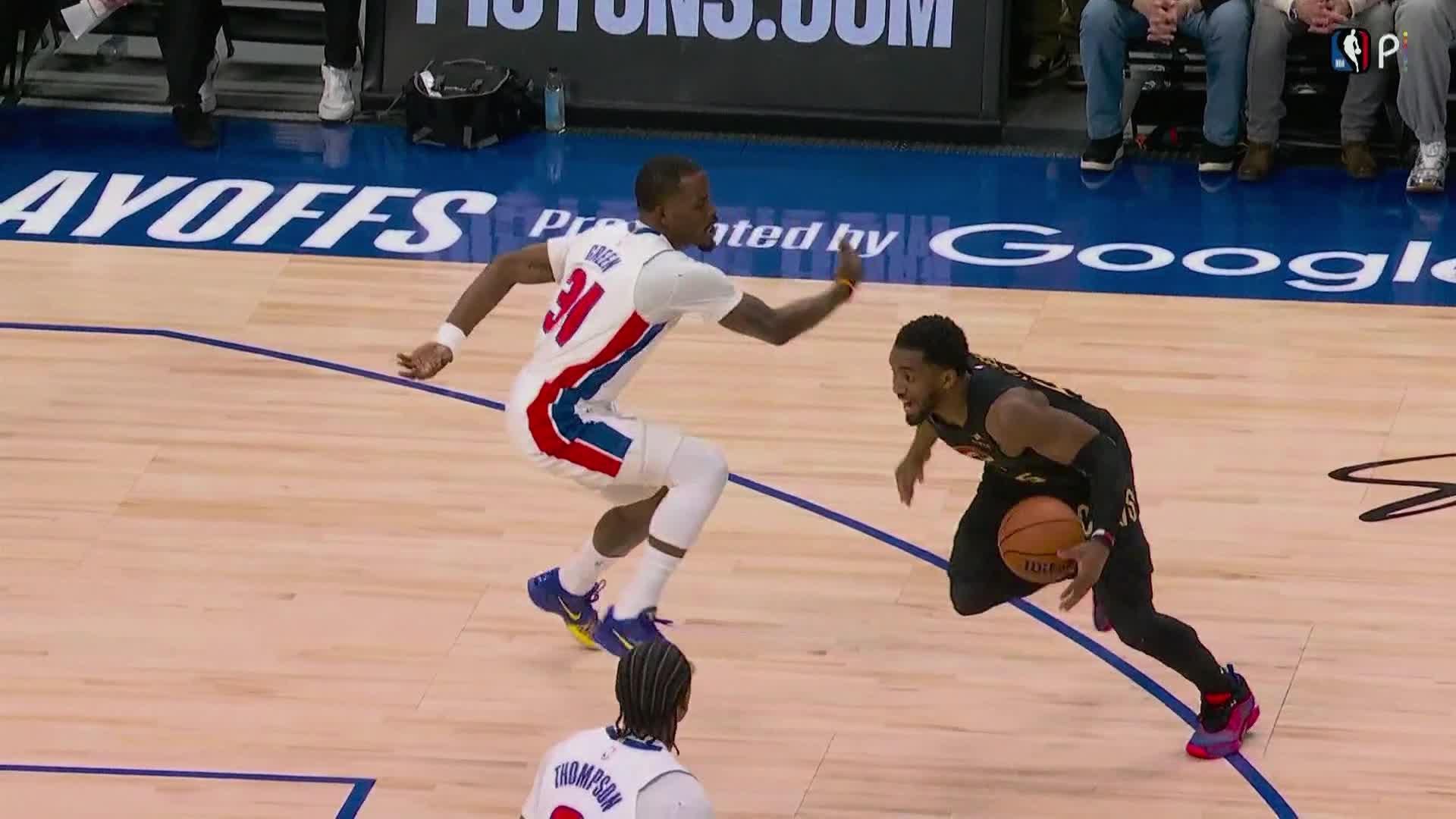 NBA: Detroit Pistons vs Cleveland Cavaliers
