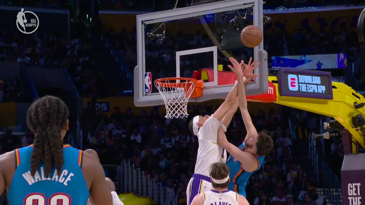 NBA: Los Angeles Lakers vs Oklahoma City Thunder