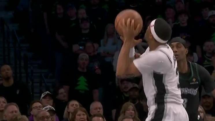 NBA: Minnesota Timberwolves vs San Antonio Spurs