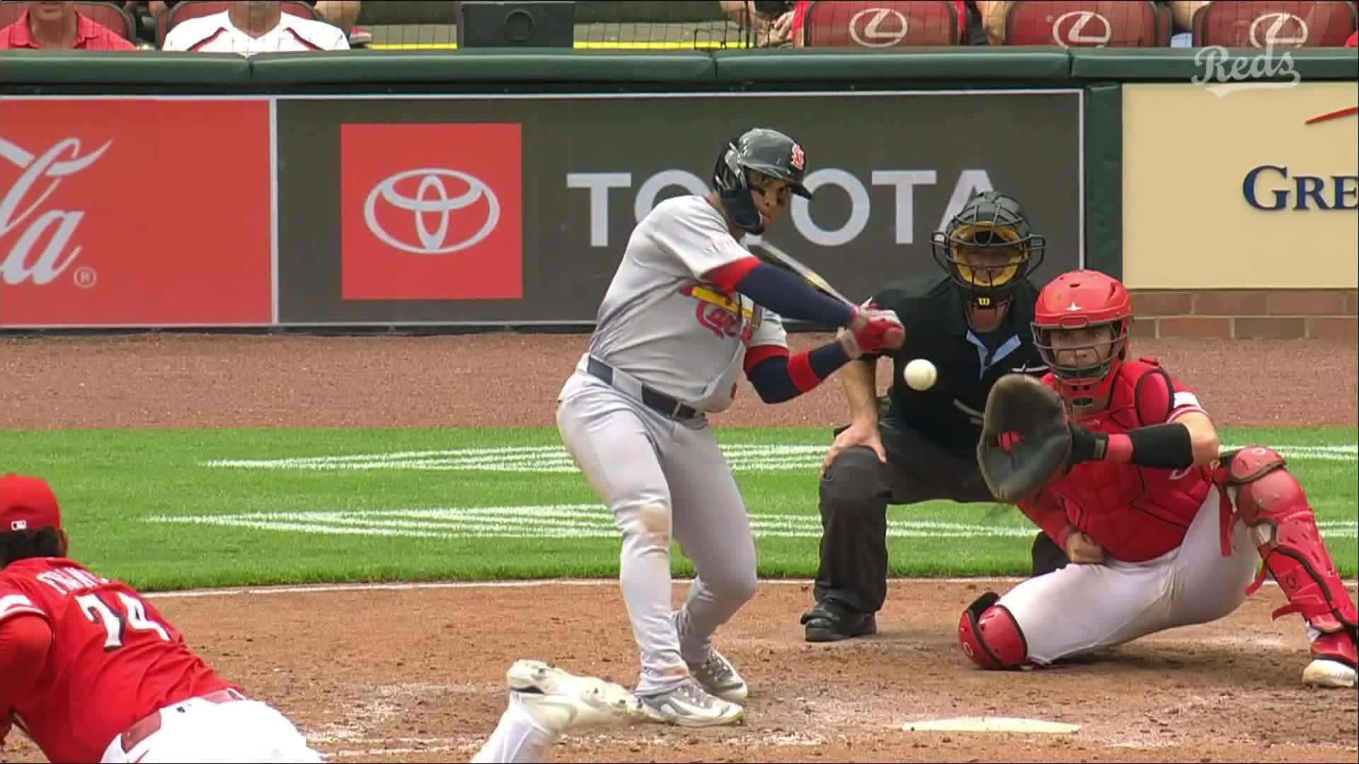 Bryan Torres homers in MLB debut for Cardinals