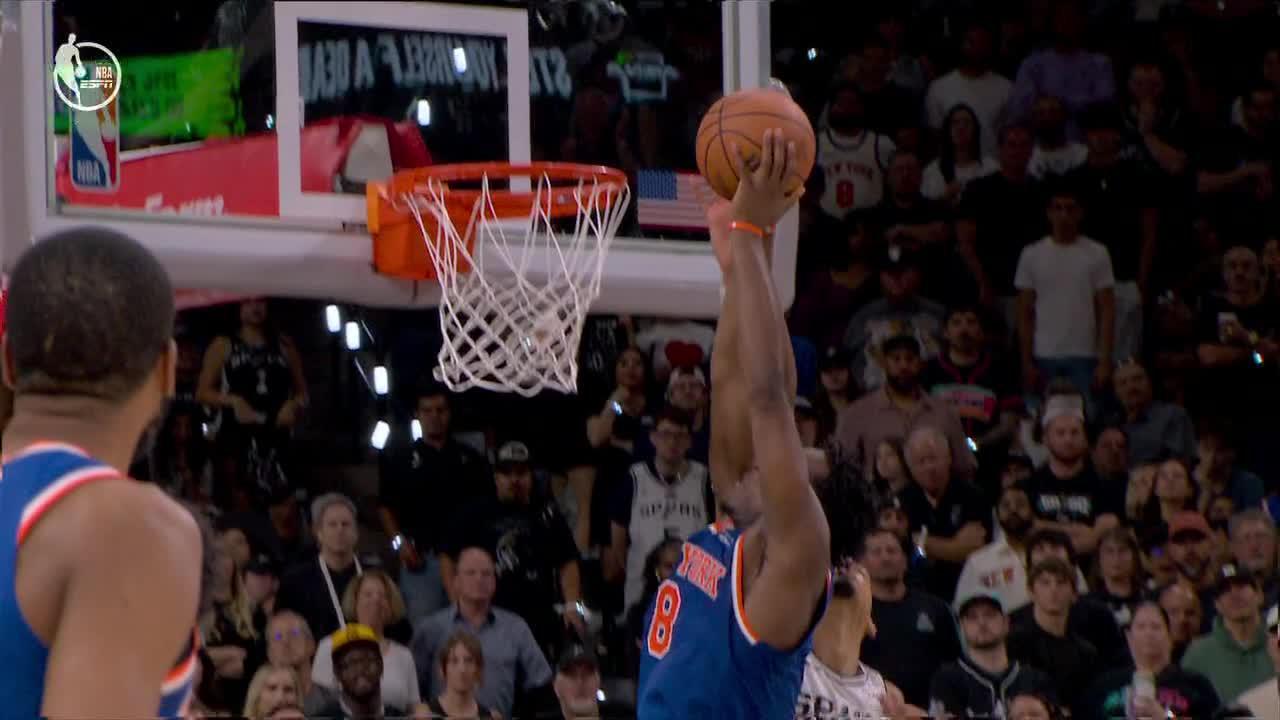 NBA: San Antonio Spurs vs New York Knicks