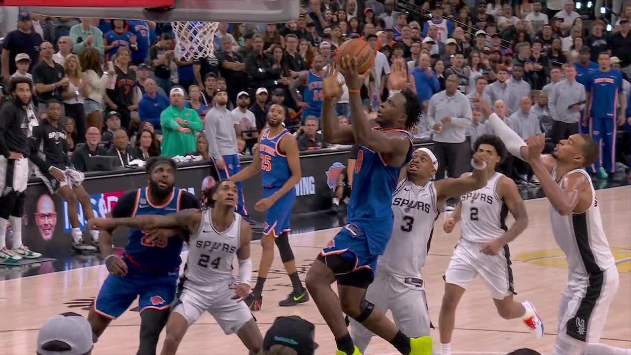 NBA: San Antonio Spurs vs New York Knicks