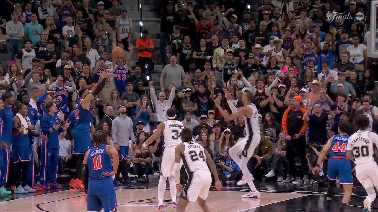 NBA: San Antonio Spurs vs New York Knicks