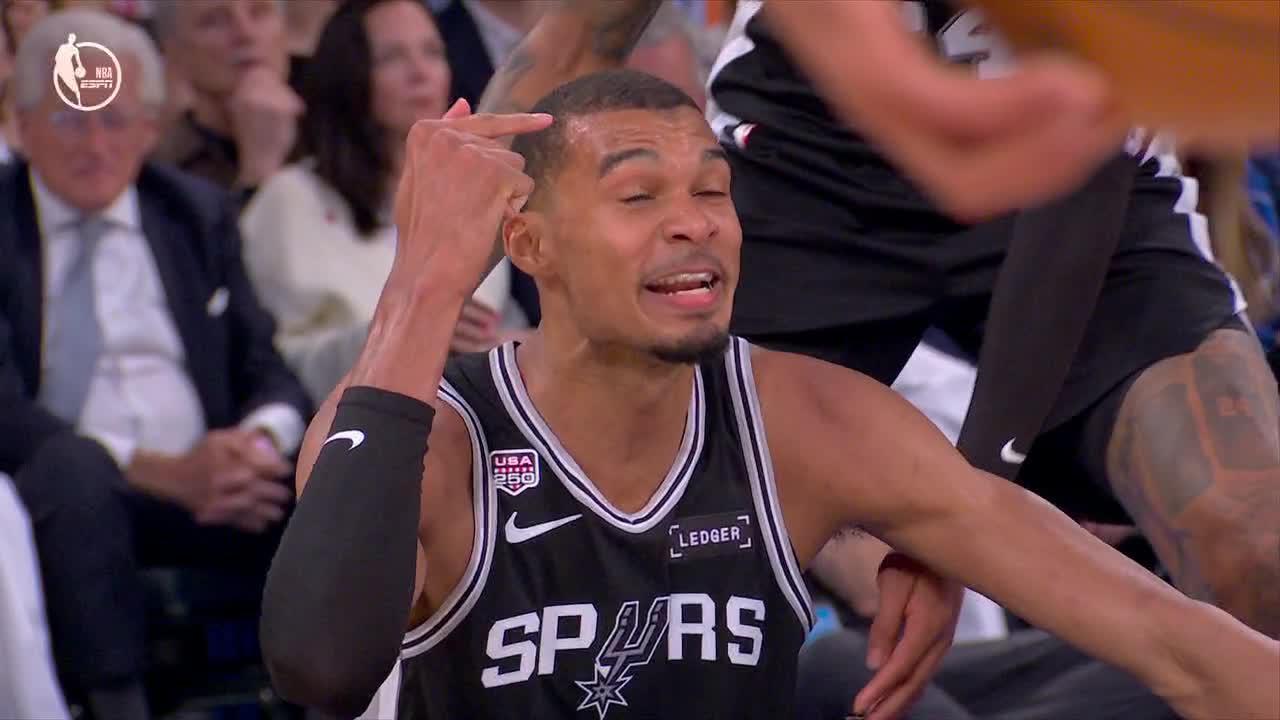 NBA: New York Knicks vs San Antonio Spurs