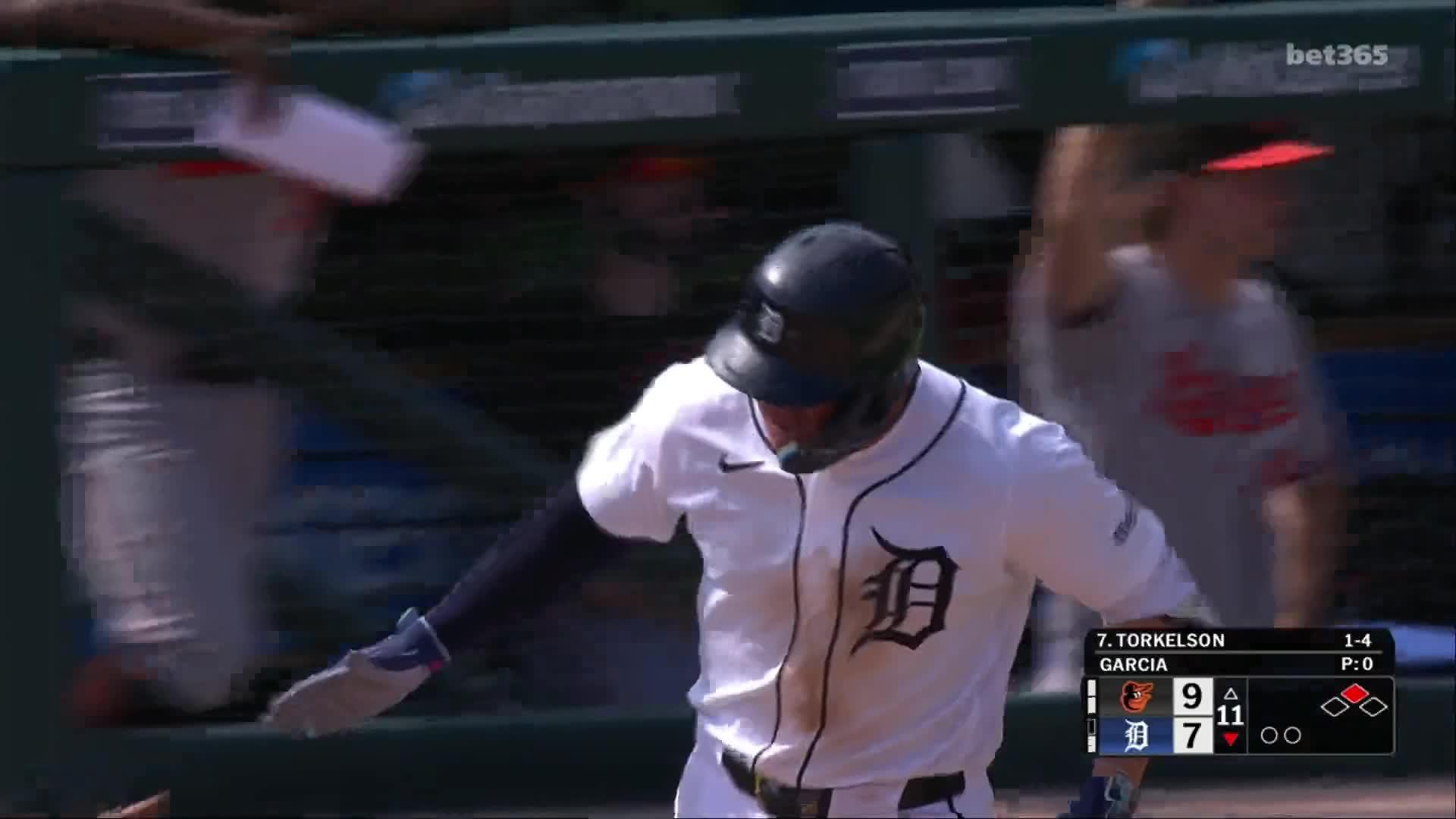 Orioles edge Tigers 10-9 in 12 innings to take the series — ESPN MLB thumbnail