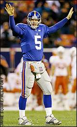 23 Dec 2001: Kerry Collins of the New York Giants during the