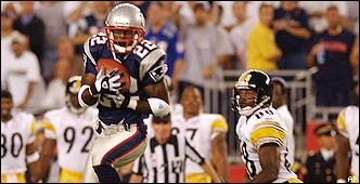 3 Nov 2002: Lee Flowers of the Pittburgh Steelers during the Steelers 23-20  victory over the Cleveland Browns at Cleveland Browns Stadium in Cleveland,  OH. (Icon Sportswire via AP Images Stock Photo - Alamy