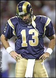 30 Sep 2001: Kerry Collins of the New York Giants during the Giants 21-13  victory