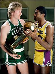 Larry Bird of the Boston Celtics passes against Magic Johnson of the  News Photo - Getty Images