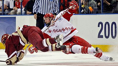 Badgers men's hockey: Former Wisconsin players Robbie Earl, Tom