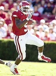 Former Arkansas Razorback Darren McFadden Falls Just Outside Top 10  Rankings of Best Running Backs This Century - Sports Illustrated All Hogs  News, Analysis and More