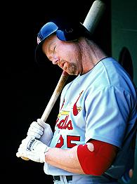 Mark McGwire among 5 to enter A's Hall of Fame