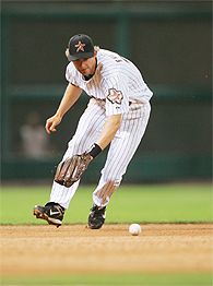 Lance Berkman tells the incredible story of how Roy Oswalt got