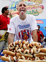 Os incríveis recorde de Joey Chestnut, o 'rei do hot dog' - ESPN