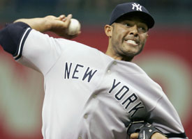 Looking back a the tight race for the 2007 Cy Young between Josh Beckett  and CC Sabathia - Over the Monster