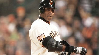 The Sporting News on X: Barry Bonds pulled himself out of MLBPA's  licensing agreement in 2004 and therefore EA Sports couldn't use his name  or likeness. So in his place in this