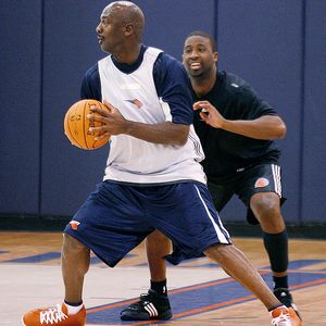When a 47 Year Old Michael Jordan Beat The Charlotte Bobcats' First Team In  Practice 🐐 