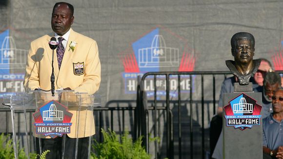 Bettis, Brown Offer Heartfelt Remarks Upon Hall of Fame Induction