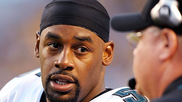 Donovan McNabb Says the T.O. Drama Broke Up Eagles