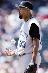 170 Brosius Home Run Photos & High Res Pictures - Getty Images