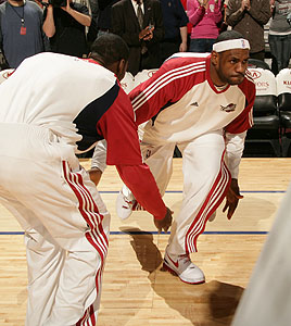 Dwyane Wade says Carmelo Anthony, LeBron James and Chris Paul were 'very  tipsy on the sideline' during his Miami Heat finale - Heat Nation 