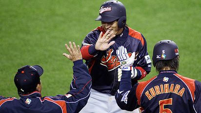 World Baseball Classic on X: Team Australia finishes off an