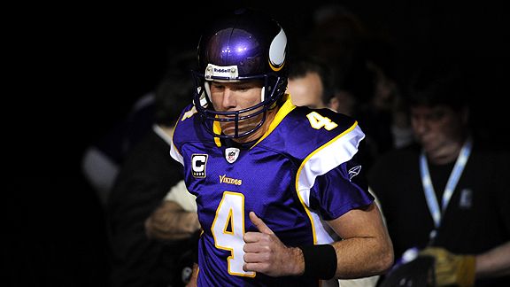 Favre takes it to the Packers: Vikings win 30-23