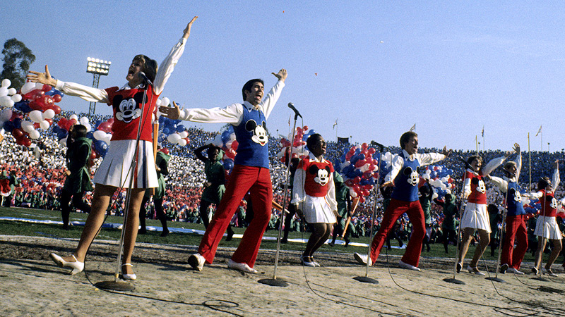 Super Bowl Halftime Show Recruits Unpaid Dancers and Volunteers