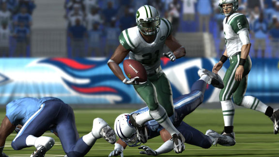 : Madden NFL 11 : Video Games