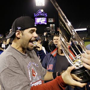 Mike Lowell, 2007 World Series MVP