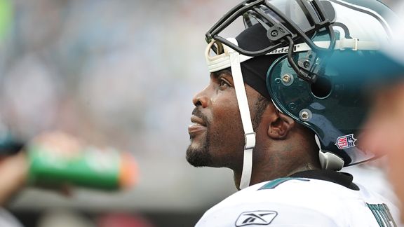 Ex-Eagles and Jets QB Michael Vick admits he wasn't living in