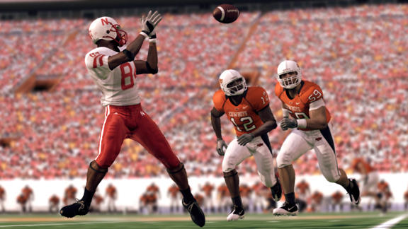 EA Simulates 2010 NFL Season, Predicts Super Bowl Champs