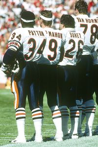 85 Chicago Bears Matt Suhey Photos & High Res Pictures - Getty Images