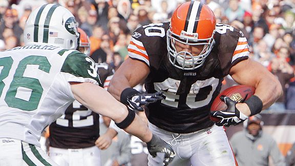 Peyton Hillis: Six Reasons He's So Effective in the Cleveland Browns'  Offense, News, Scores, Highlights, Stats, and Rumors