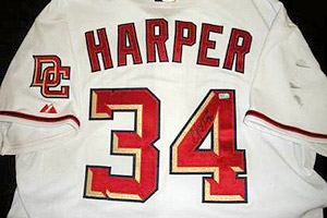 Bryce Harper Game Worn Jersey Baseball Card