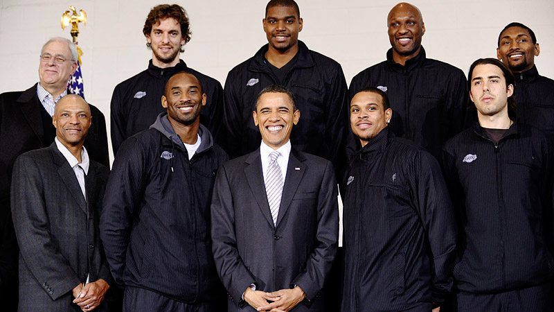 File:2010 NBA Champion Los Angeles Lakers with President Obama.jpg -  Wikipedia