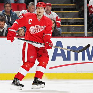 Zetterberg scores 3 times, Red Wings even series - The San Diego