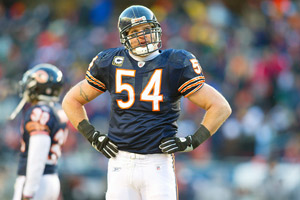 Bears Great Brian Urlacher Elected to Hall of Fame on First Ballot -  Chicago Tribune