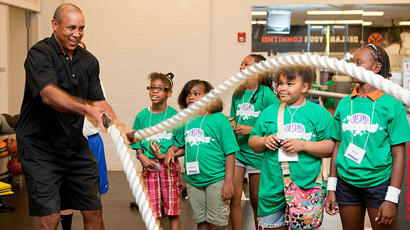 New York Knicks Unveil New Unis - SI Kids: Sports News for Kids