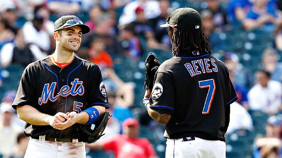 David Wright and Jose Reyes play beside one another at third and